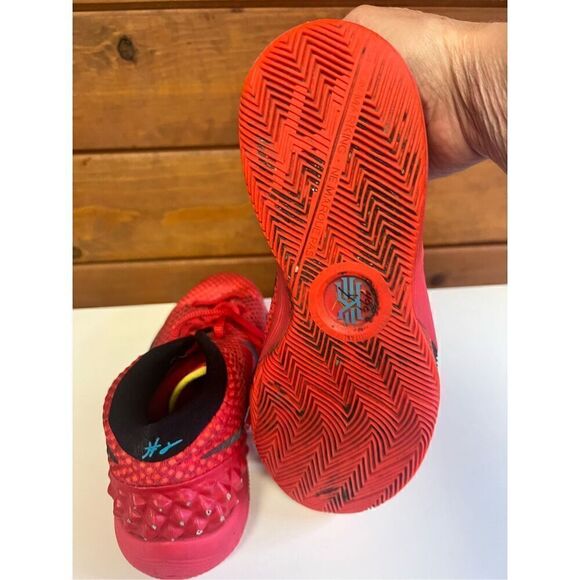 Nike Air Zoom Kyrie 1 (GS) Shoes Deceptive Red ~ 717219-606 ~ YOUTH Sz 4.5 - Picture 4 of 8